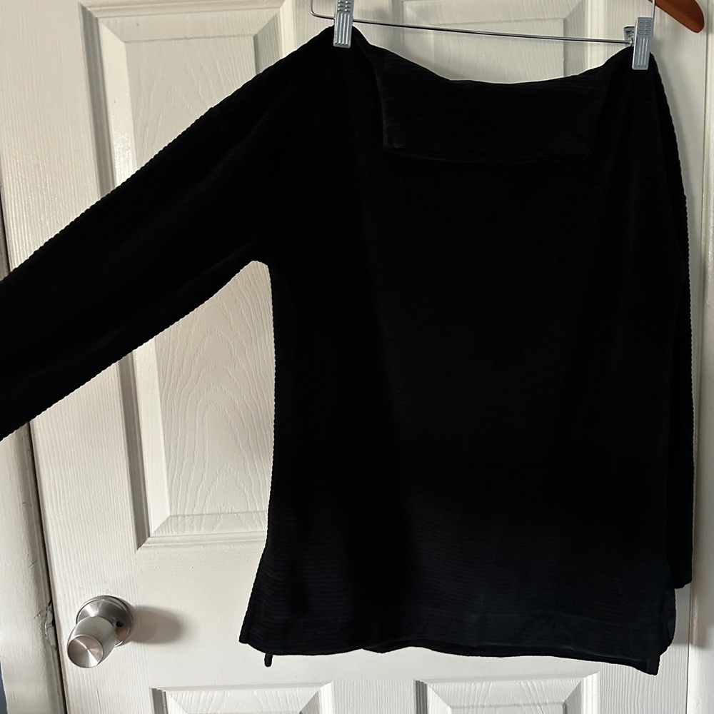 Black Velor Textured Turtleneck - Small